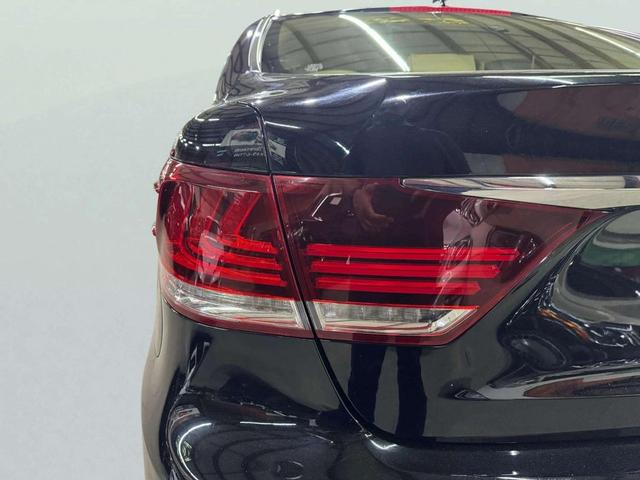 Photo of 2014 Obsidian Lexus LS 460