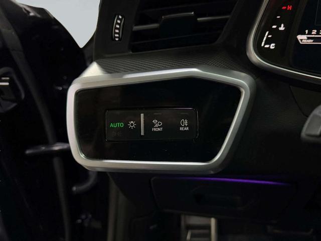 Photo of 2021 Mythos Black Metallic Audi RS 7