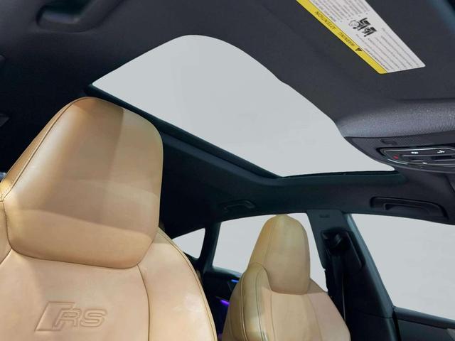 Photo of 2021 Mythos Black Metallic Audi RS 7