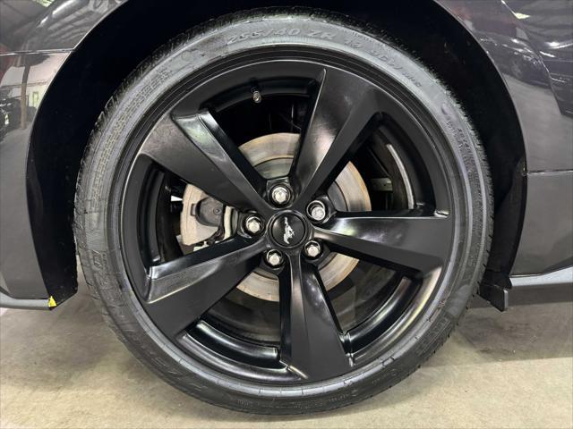Photo of 2022 Shadow Black Ford Mustang
