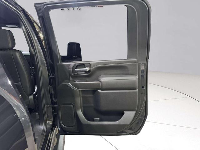 Photo of 2020 Carbon Black Metallic GMC Sierra 2500