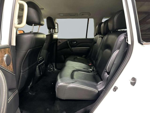 Photo of 2022 Moonstone White INFINITI QX80