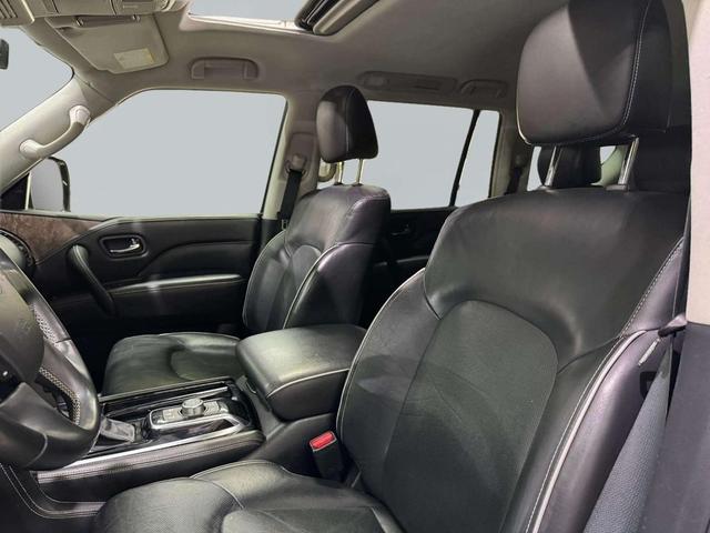 Photo of 2022 Moonstone White INFINITI QX80