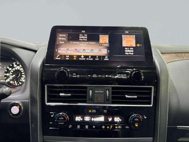 Photo of 2022 Moonstone White INFINITI QX80