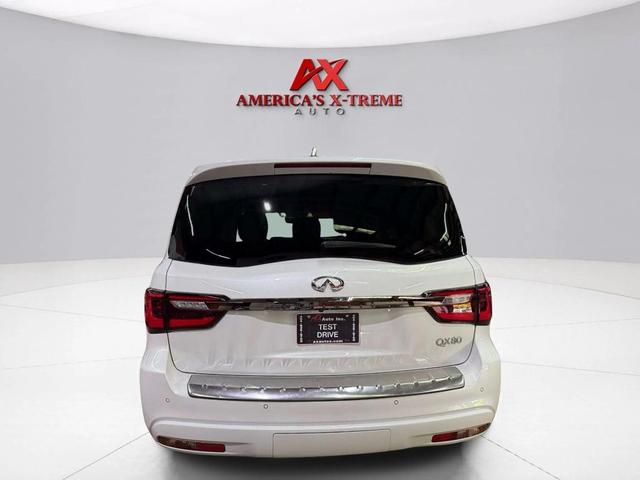 Photo of 2022 Moonstone White INFINITI QX80