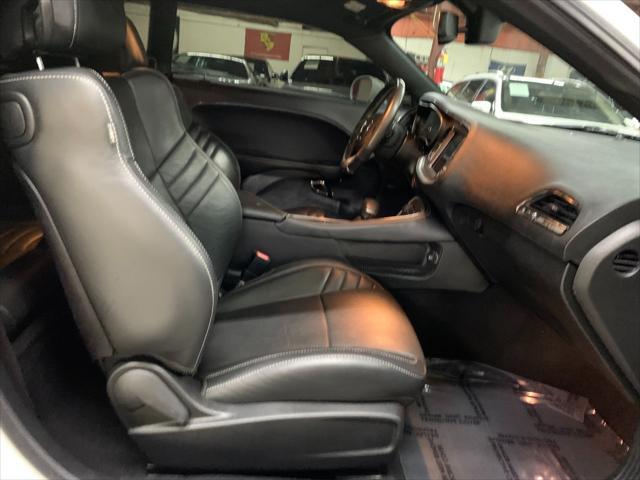 Photo of 2019 White Knuckle Clearcoat Dodge Challenger