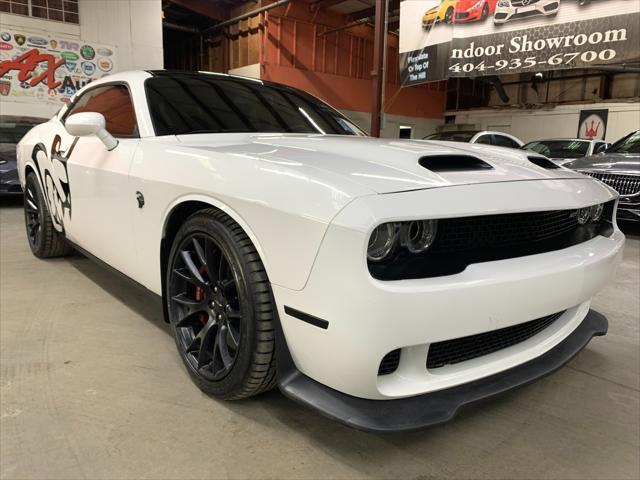 Photo of 2019 White Knuckle Clearcoat Dodge Challenger