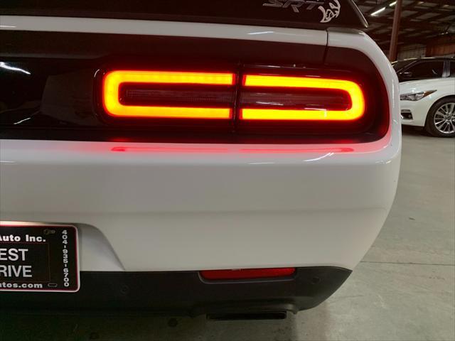 Photo of 2019 White Knuckle Clearcoat Dodge Challenger