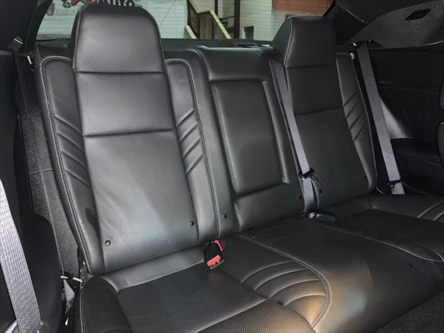 Photo of 2019 White Knuckle Clearcoat Dodge Challenger