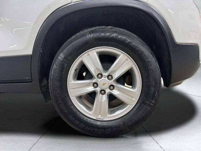 Photo of 2020 Summit White Chevrolet Trax
