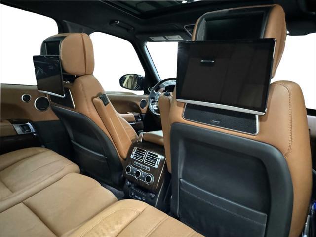 Photo of 2017 Loire Blue Land Rover Range Rover