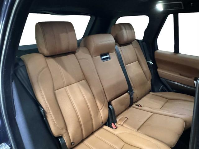 Photo of 2017 Loire Blue Land Rover Range Rover