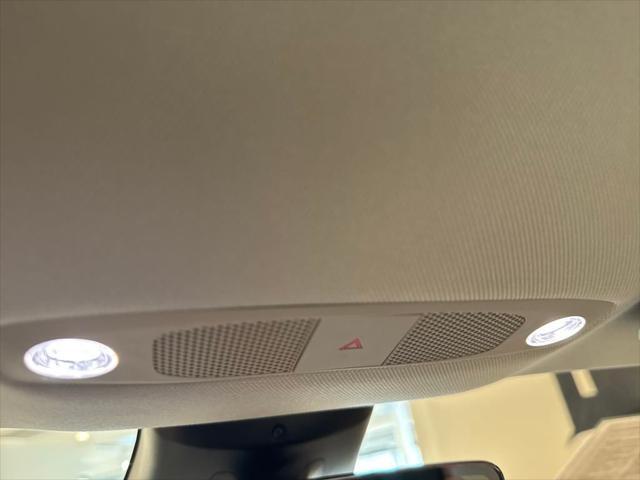 Photo of 2021 Black Tesla Model 3