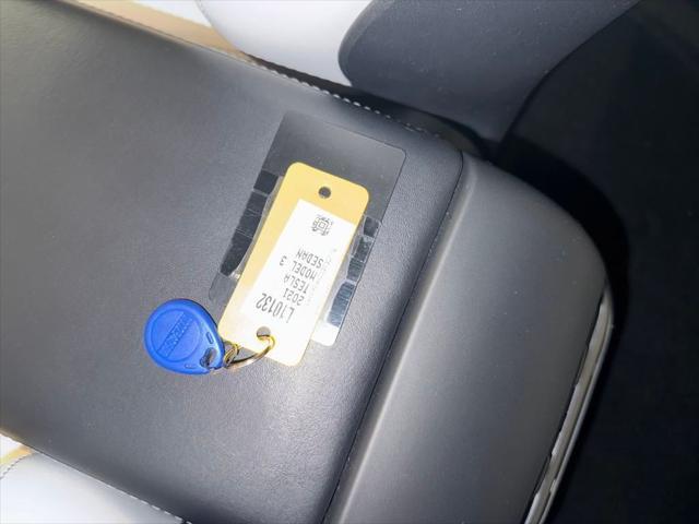 Photo of 2021 Black Tesla Model 3