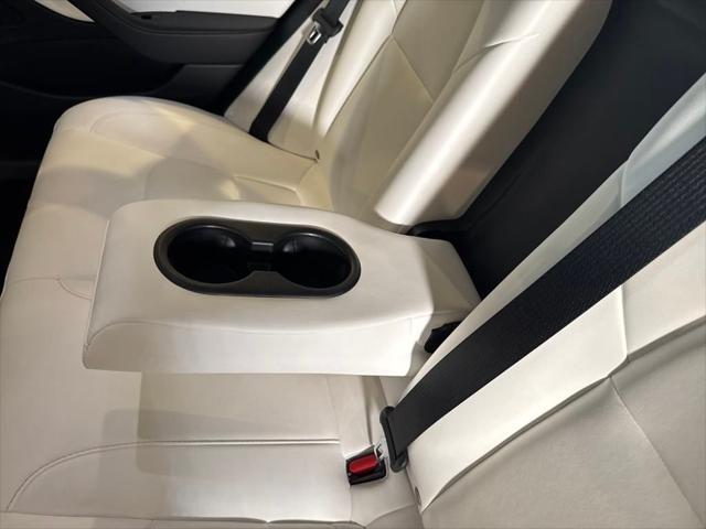 Photo of 2021 Black Tesla Model 3
