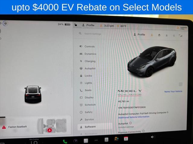Photo of 2022 Gray Tesla Model Y