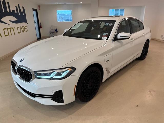 2022 BMW 530E