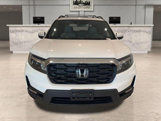 Photo of 2023 White Honda Passport