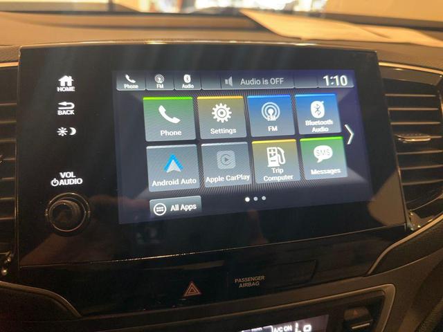 Photo of 2023 White Honda Passport
