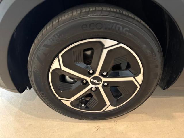 Photo of 2023 Graphite Gray Kia Niro