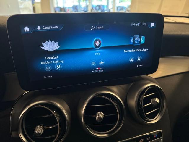 Photo of 2022 Black Mercedes-Benz GLC 300