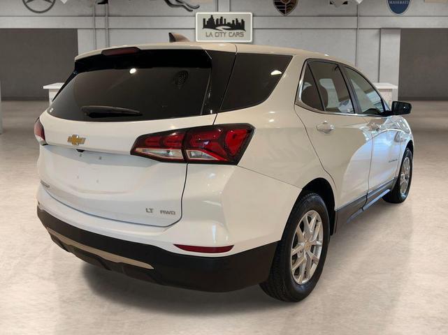 Photo of 2023 Summit White Chevrolet Equinox