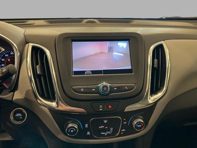Photo of 2023 Summit White Chevrolet Equinox