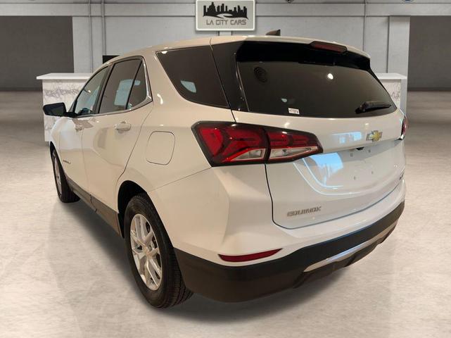 Photo of 2023 Summit White Chevrolet Equinox