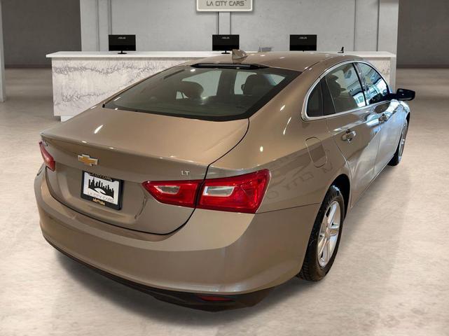 Photo of 2023 Mineral Gray Metallic Chevrolet Malibu