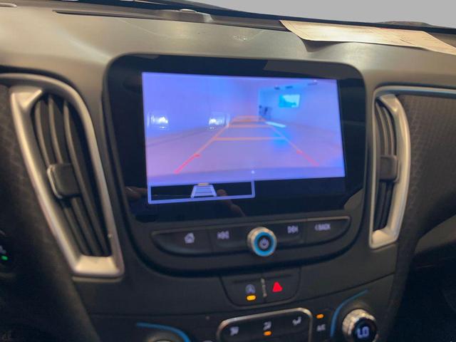 Photo of 2023 Mineral Gray Metallic Chevrolet Malibu