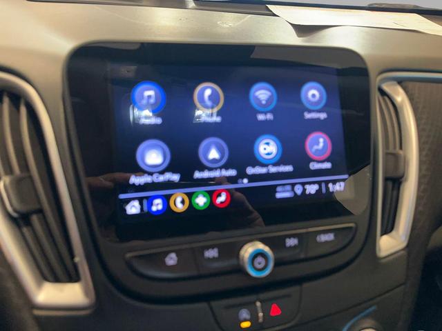 Photo of 2023 Mineral Gray Metallic Chevrolet Malibu