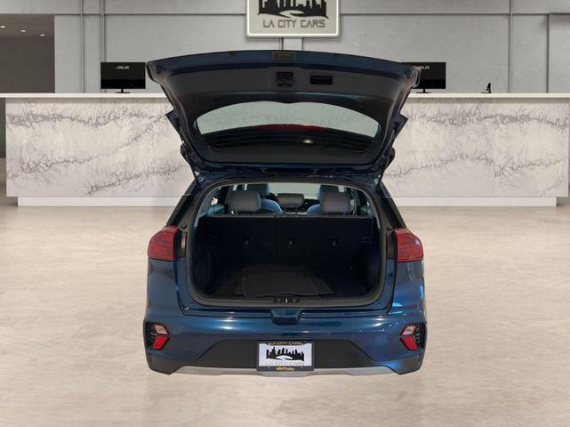 Photo of 2021 Deep Cerulean Kia Niro