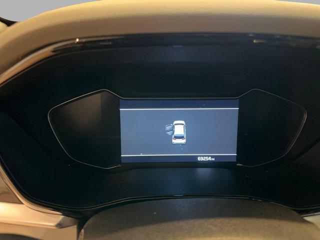 Photo of 2021 Deep Cerulean Kia Niro