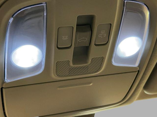 Photo of 2021 Deep Cerulean Kia Niro