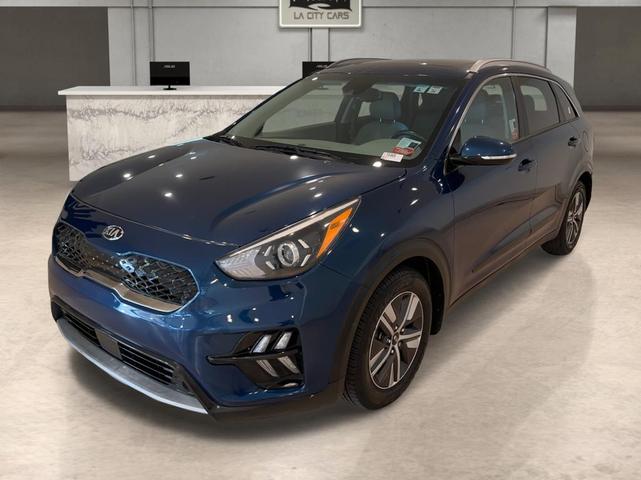Photo of 2021 Deep Cerulean Kia Niro