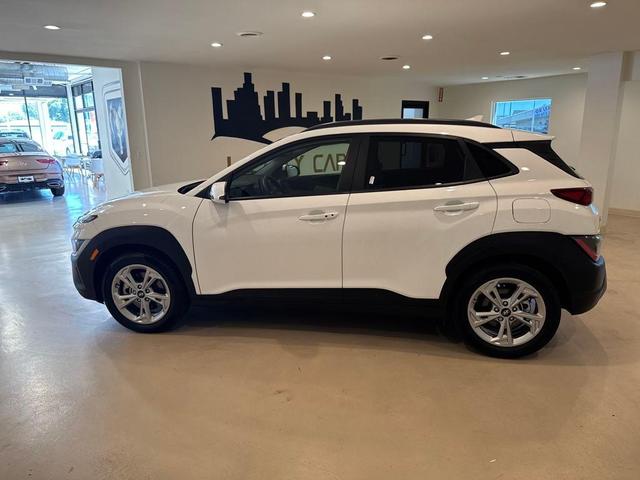 Photo of 2023 Lunar White Hyundai KONA