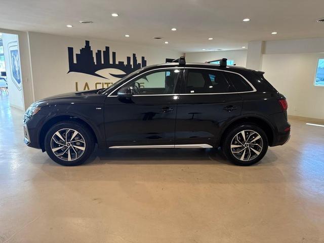 Photo of 2023 Black Audi Q5