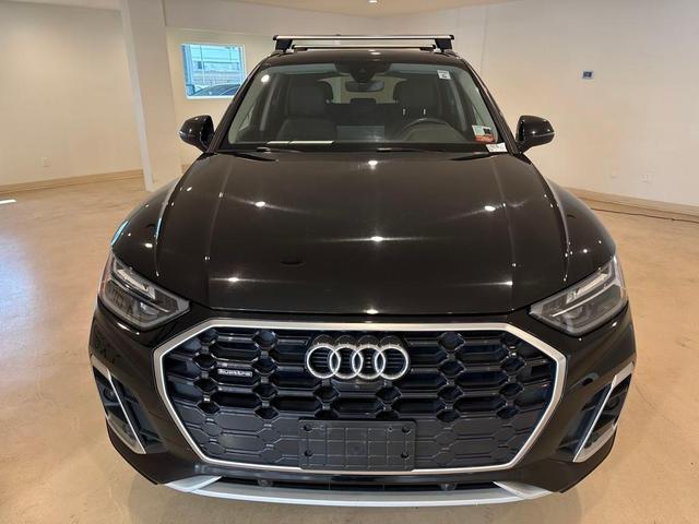 Photo of 2023 Black Audi Q5