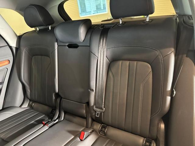 Photo of 2023 Black Audi Q5