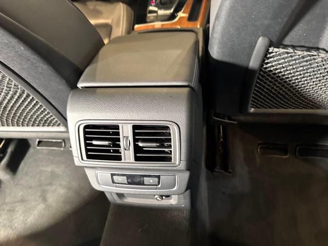 Photo of 2023 Black Audi Q5