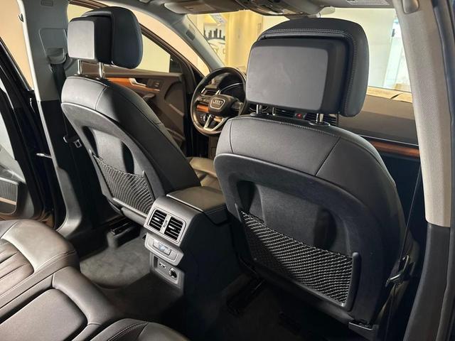 Photo of 2023 Black Audi Q5