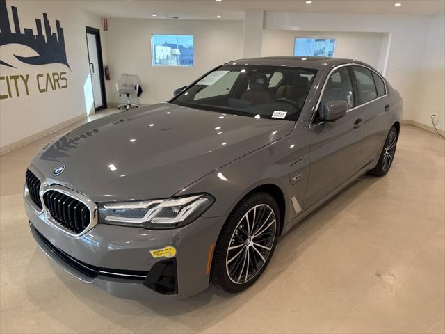 2022 BMW 530E