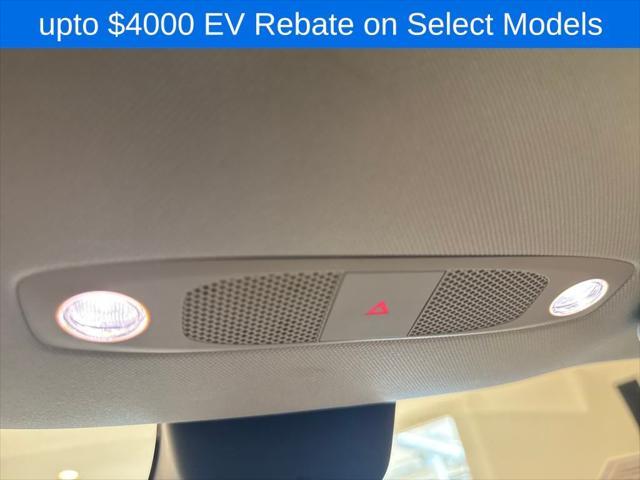 Photo of 2022 Gray Tesla Model Y