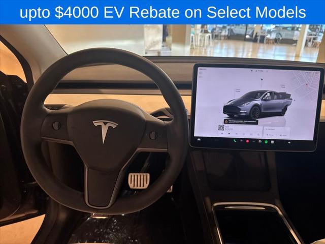 Photo of 2022 Gray Tesla Model Y