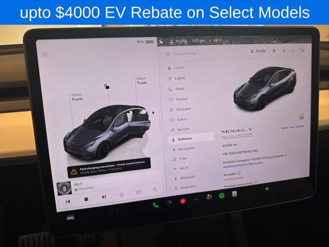 Photo of 2022 Gray Tesla Model Y
