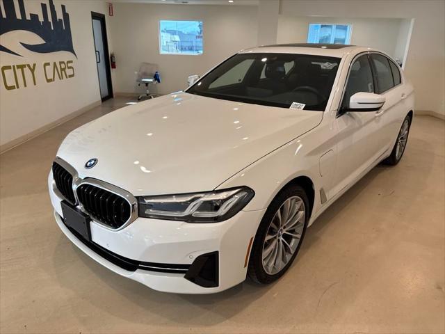 2022 BMW 530E