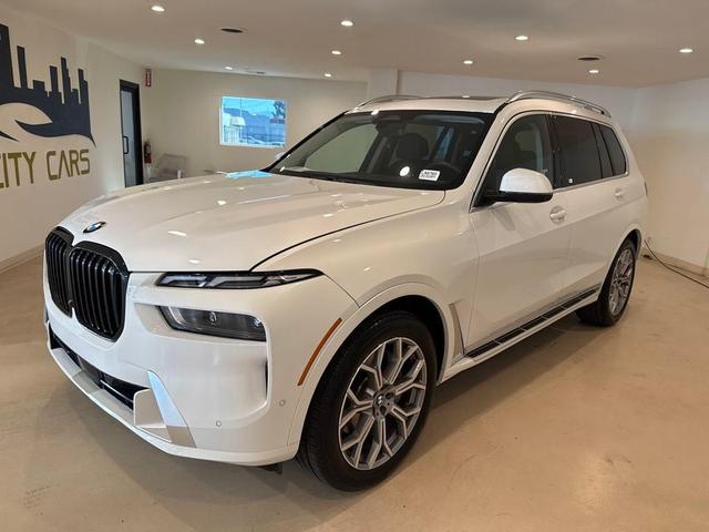 2025 BMW X7