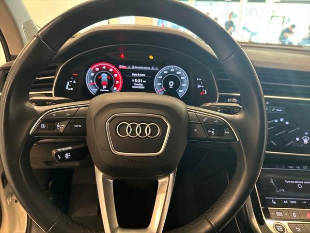 Photo of 2021 White Audi Q7