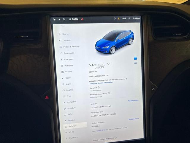 Photo of 2018 Deep Blue Metallic Tesla Model X