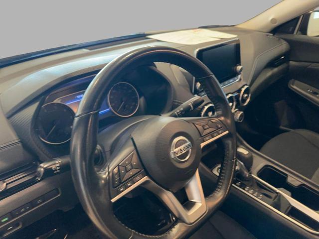 Photo of 2022 Rosewood Metallic Nissan Sentra